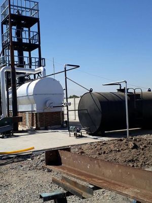 30TPD Afval motor olie raffinage naar diesel distillatie apparatuur in 150 vierkante meter