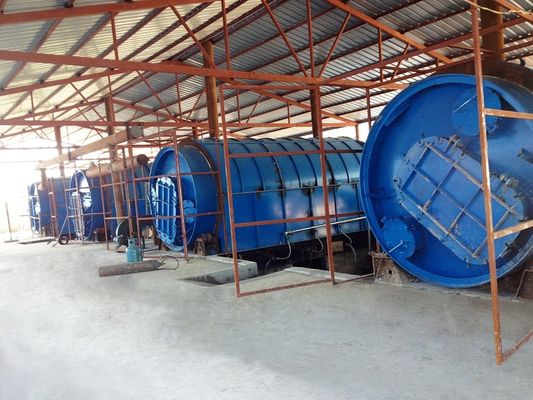 Installatie onder leiding van een ingenieur Pyrolyse-installatie voor het recyclen van afvalbanden banden plastic slib