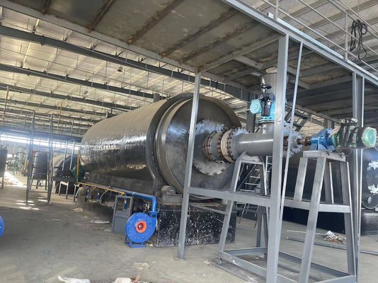 15.5kw Pyrolyse-machine voor het omzetten van afvalplastic/band in milieuvriendelijke brandstof