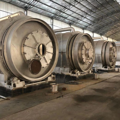 Directe verwarming 15 TPD afvalband olie pyrolyse machine voor olie recycling 2800mm * 7700mm